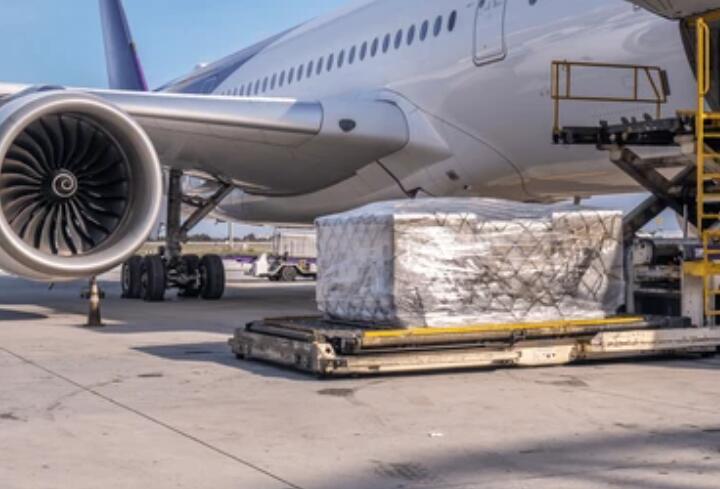 Air Freight from China to Italy