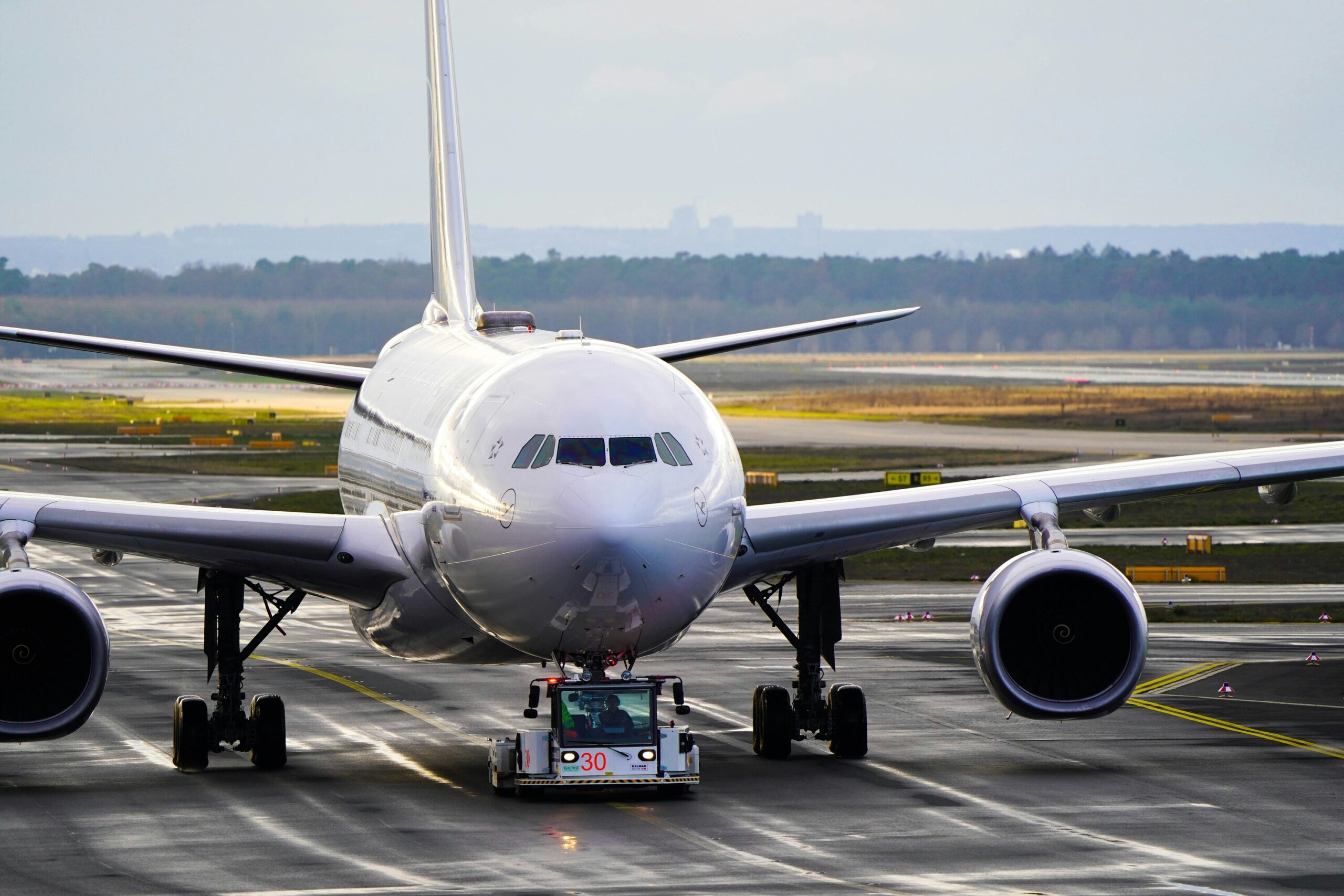 Air Freight from China to Ireland